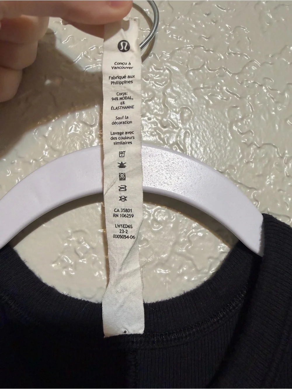 Lululemon Hold Tight Cropped Tank Top Black Size 2